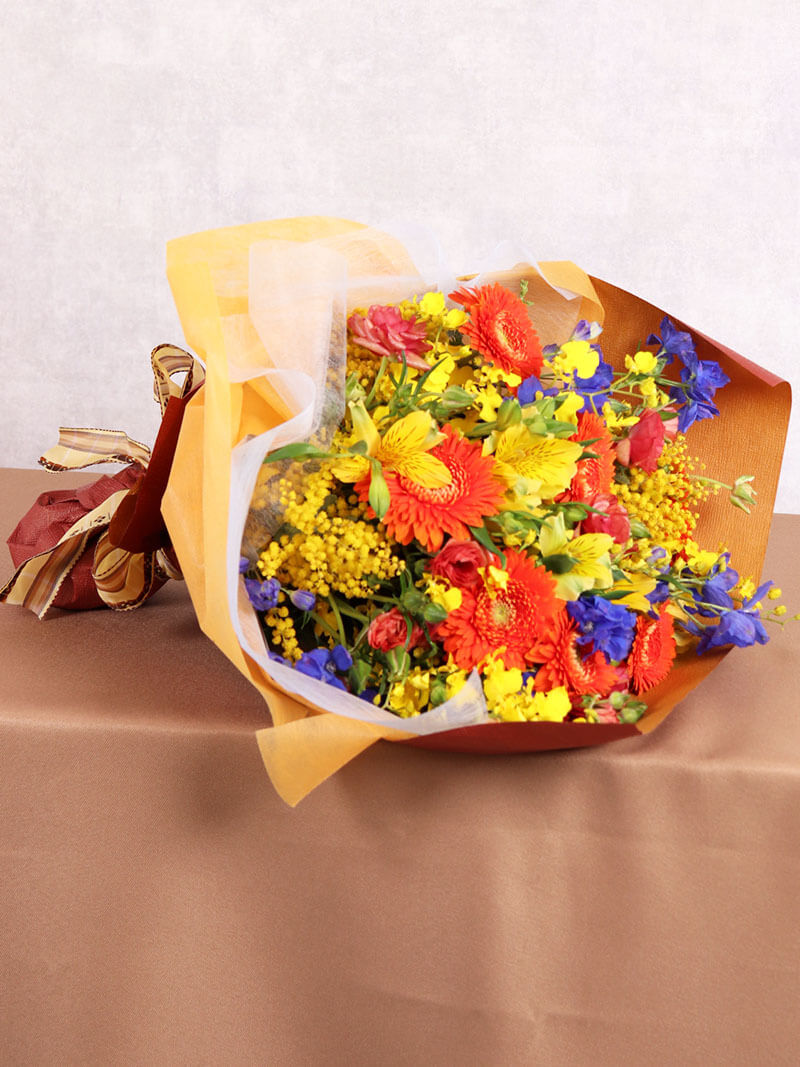 ビタミンカラーのおまかせ花束