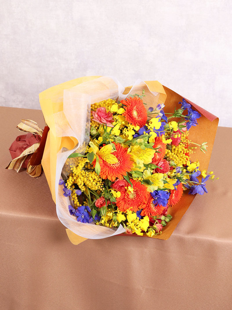 ビタミンカラーのおまかせ花束