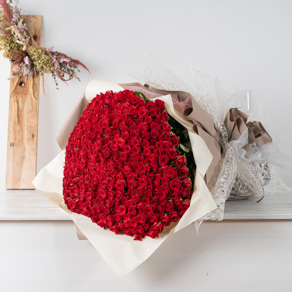 赤バラ365本の花束 – ますかわ花店