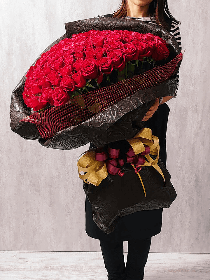 赤バラ100本の花束