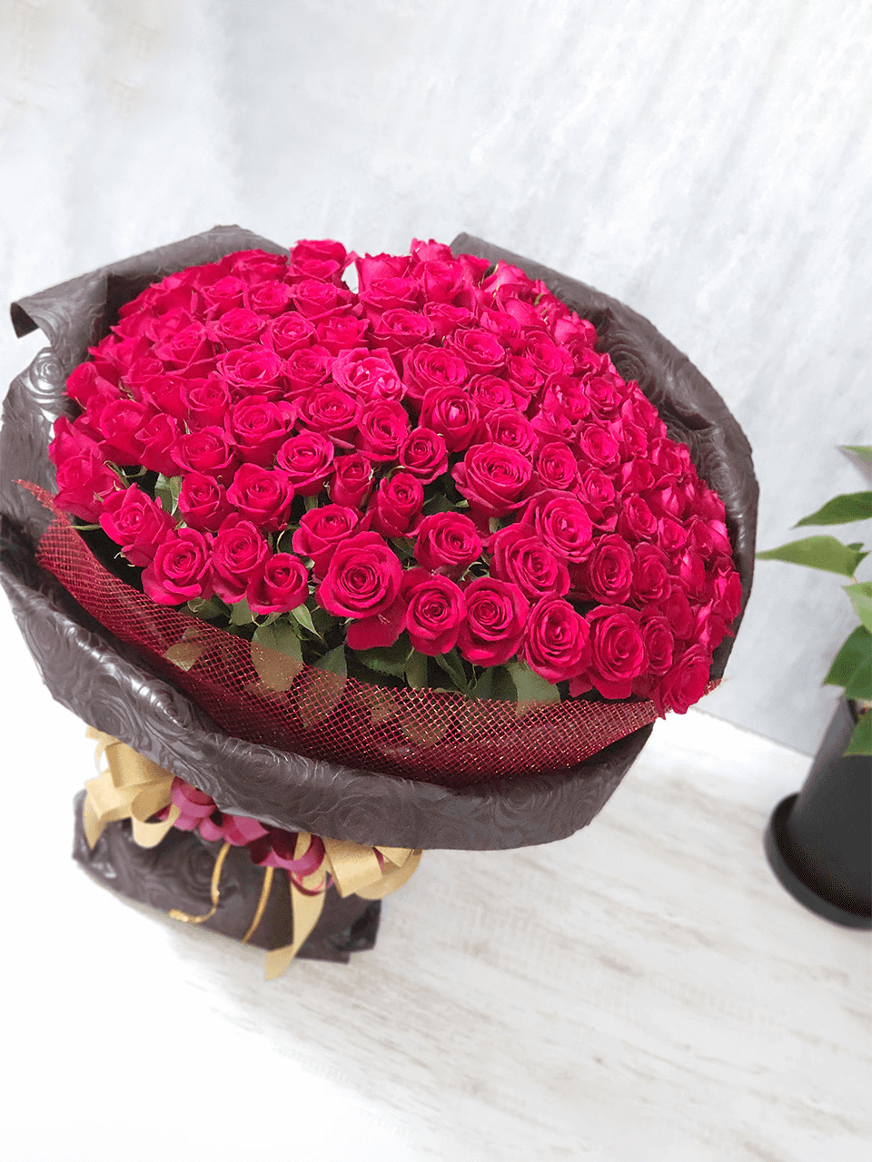 赤バラ100本の花束