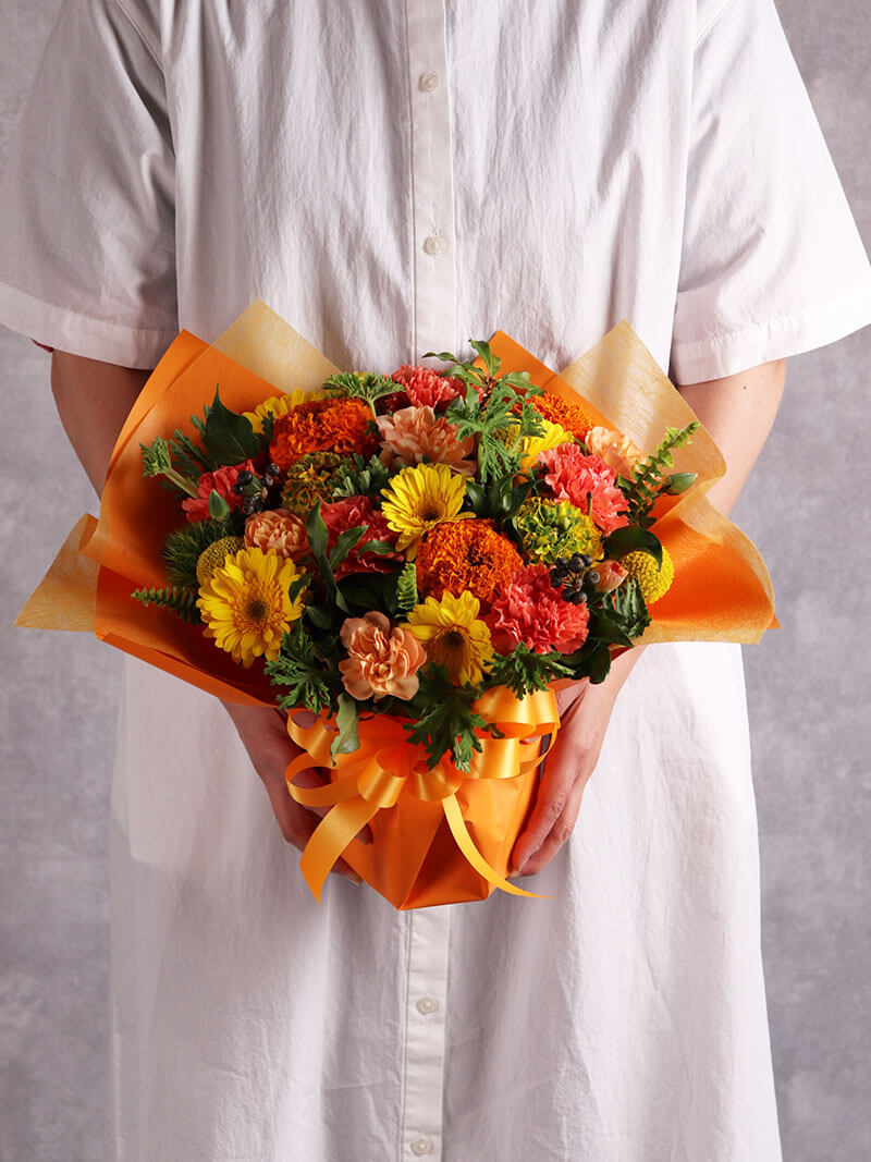 母の日おすすめ 黄色オレンジ基調のアレンジ
