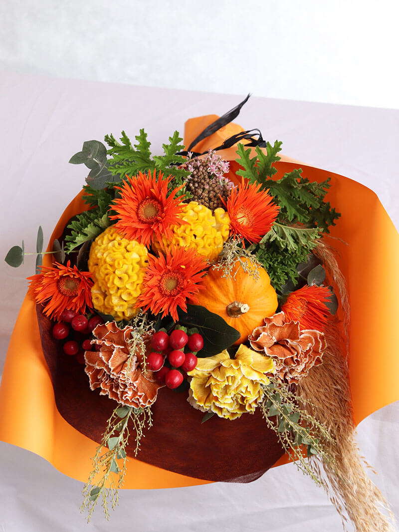ハロウィン用のおまかせ花束