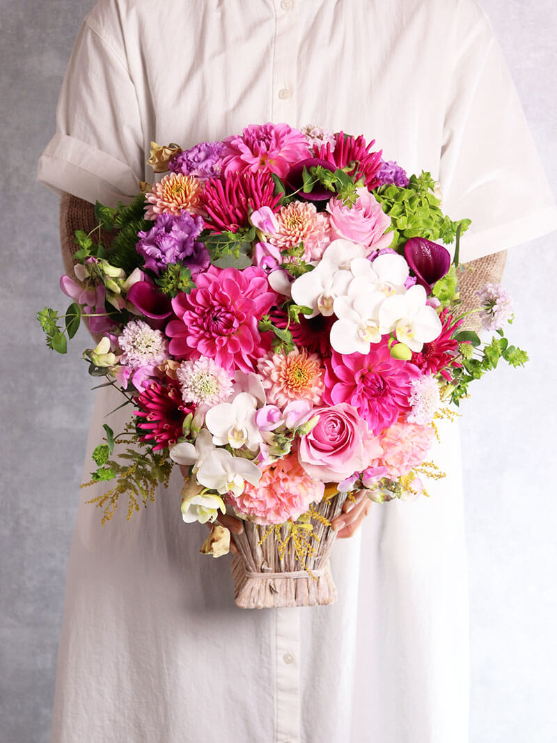 花いっぱいピンク花のおまかせアレンジ