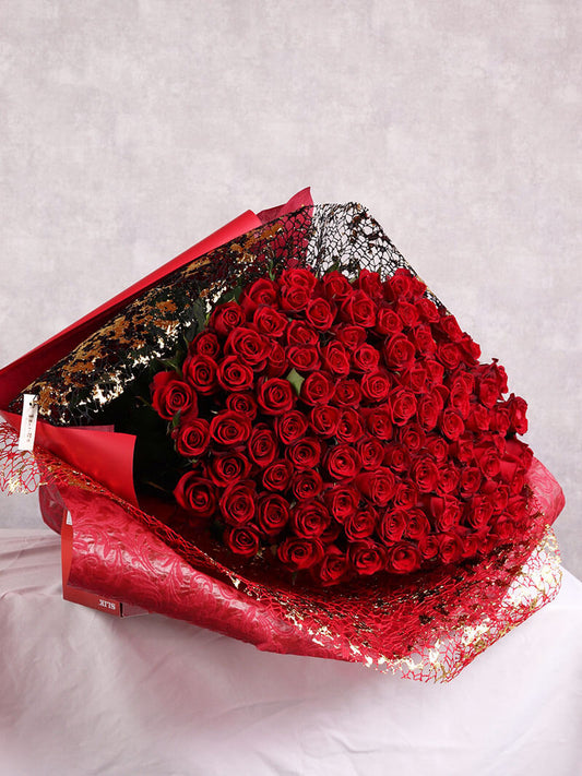 赤バラ100本の花束