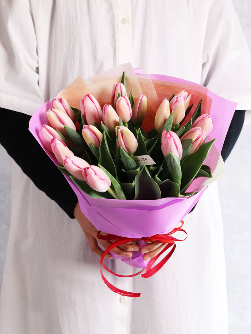 ピンクチューリップ20本の花束