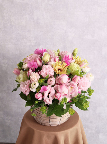 淡い色合いピンクの春色アレンジ