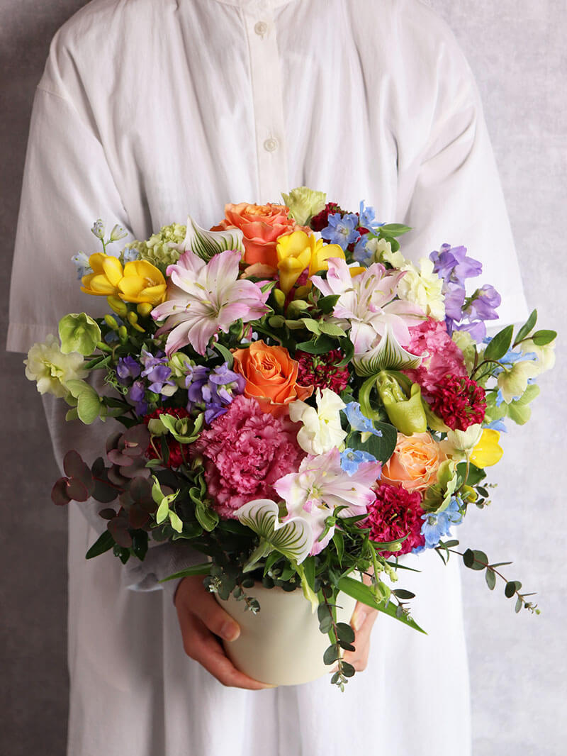 季節のおまかせ　ミックスカラーアレンジ （すぐ届く）