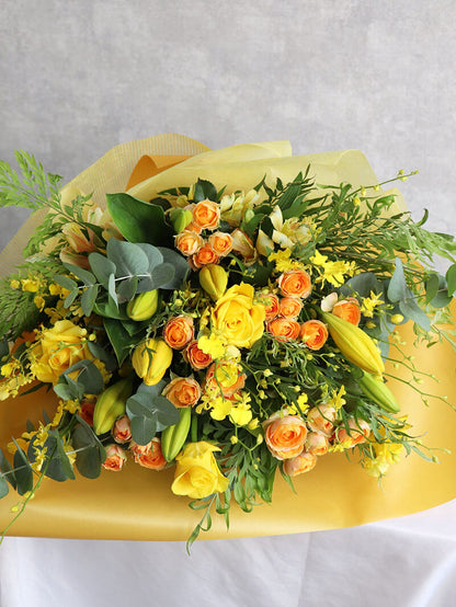 ビタミンカラーの華やか花束